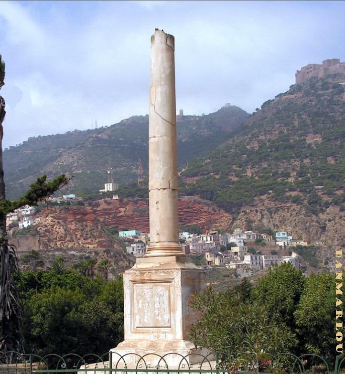 socle du monument aux morts des marins .jpg